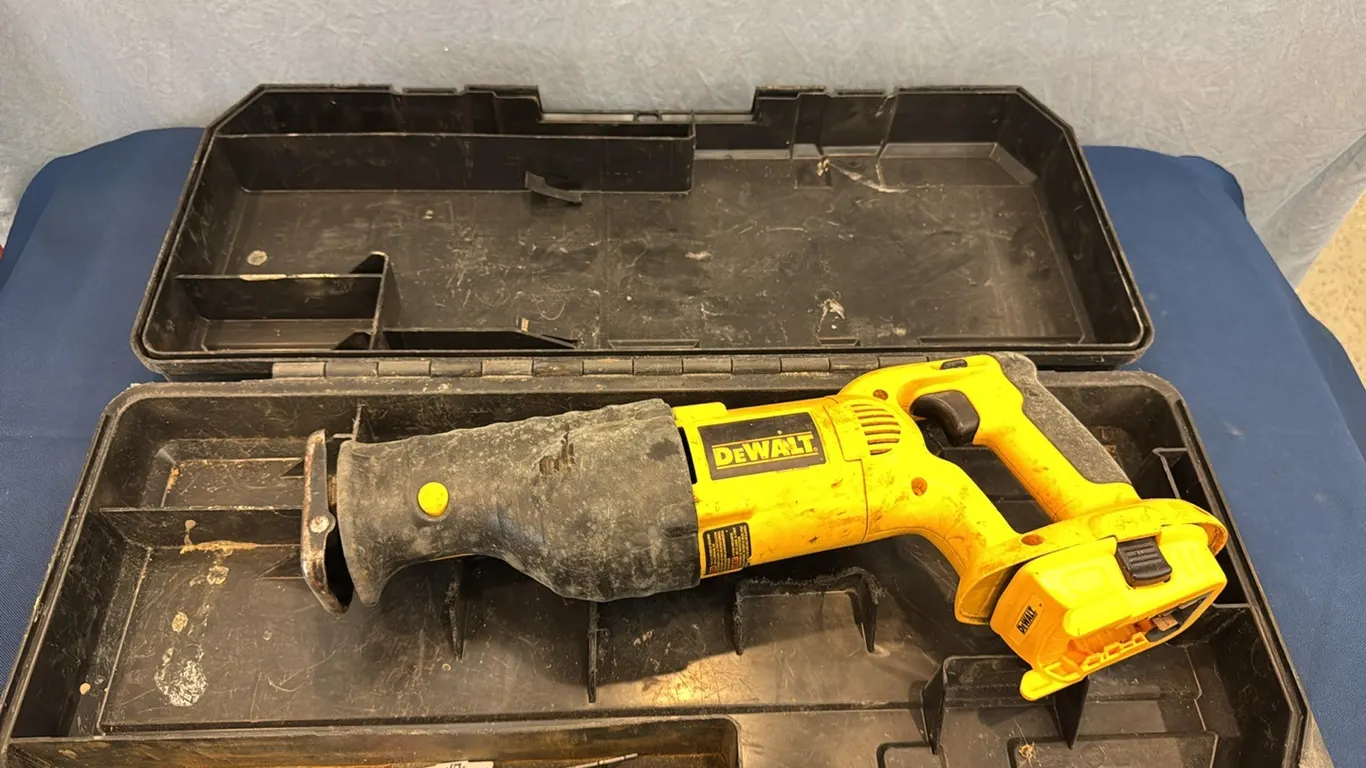 DeWalt reciprocating saw