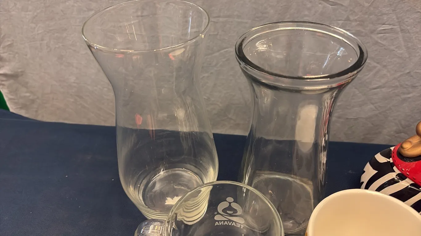 Vases & Mugs