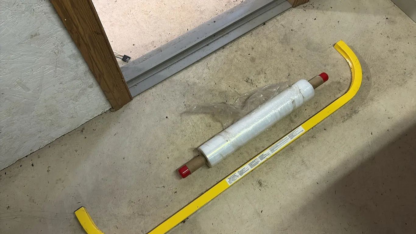 Ladder Stabelizer & Stretch Wrap
