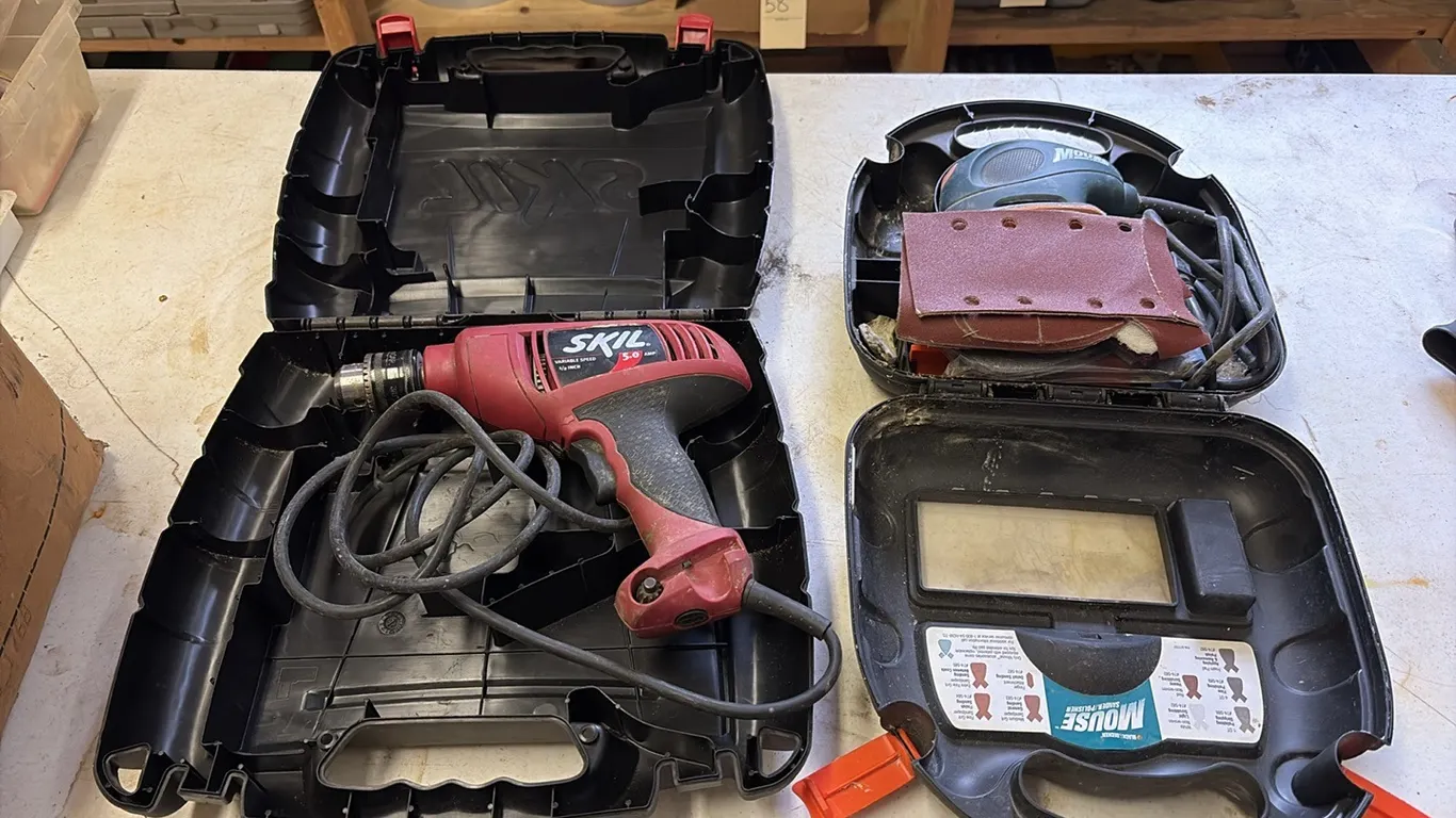 Black Decker Sander & Skil Corded Drill