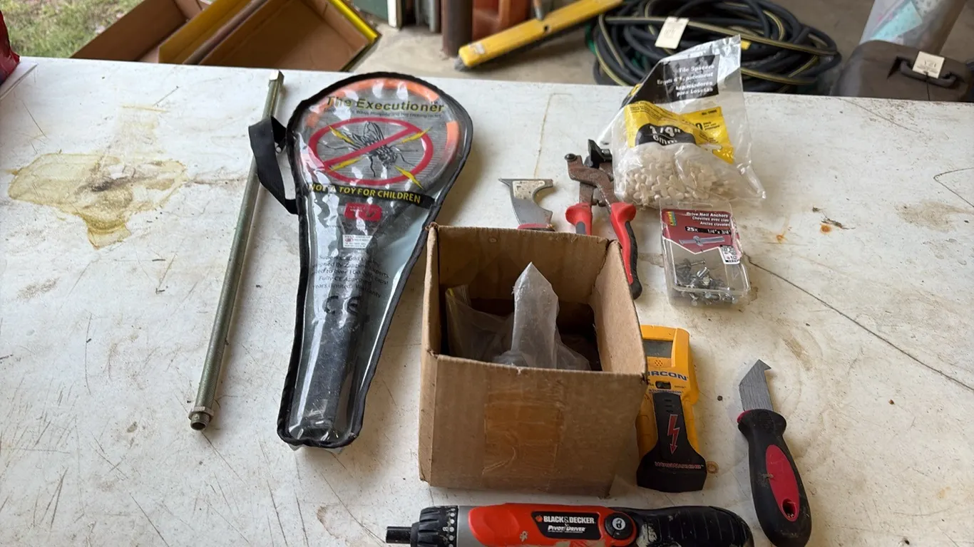Studfinder & Misc