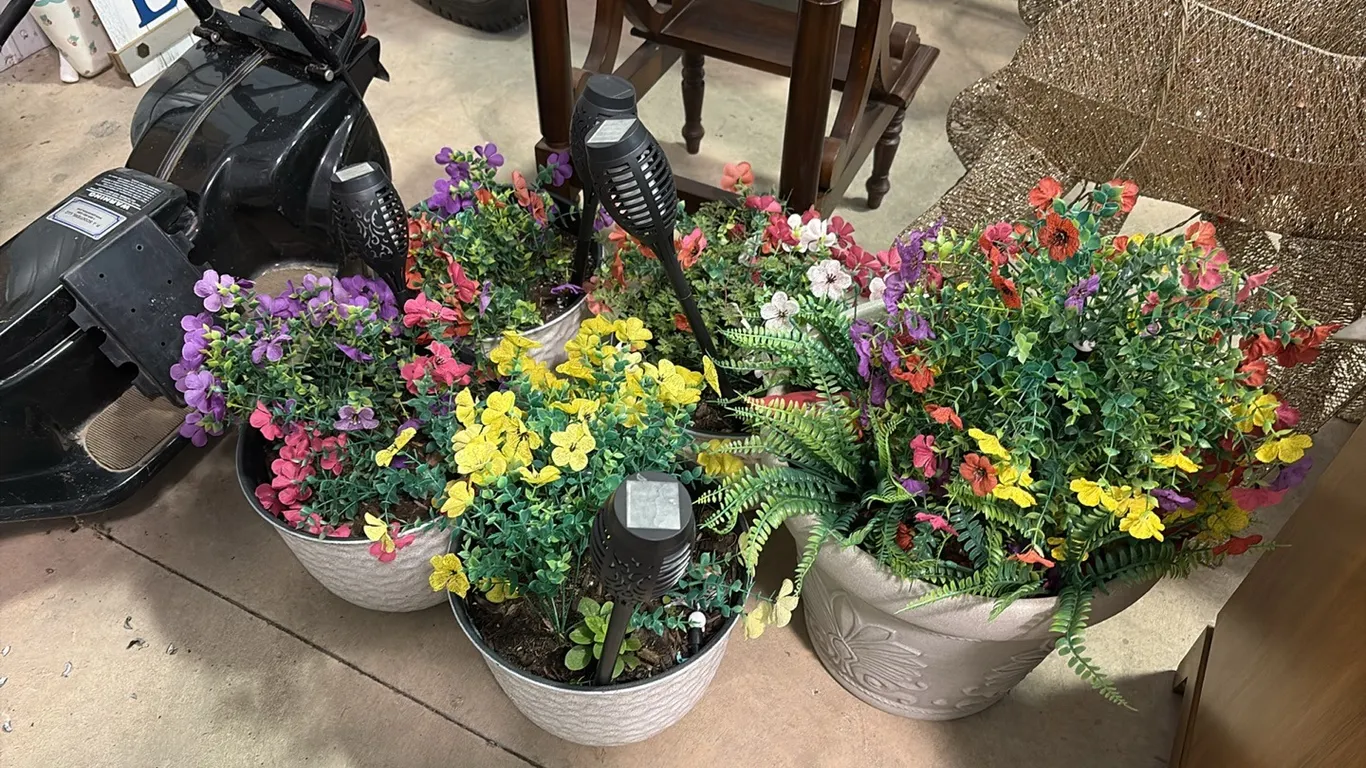 5- Artificial Plants