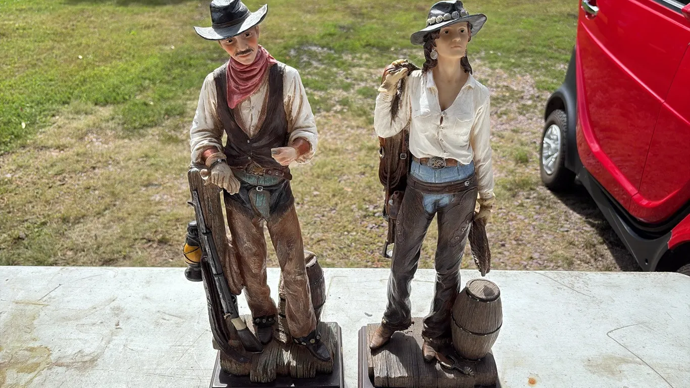Western Statues