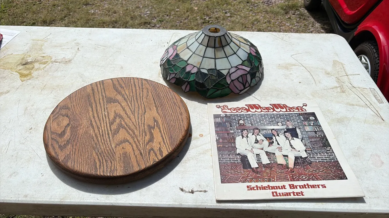 Lazy Susan, Record & Light Shade