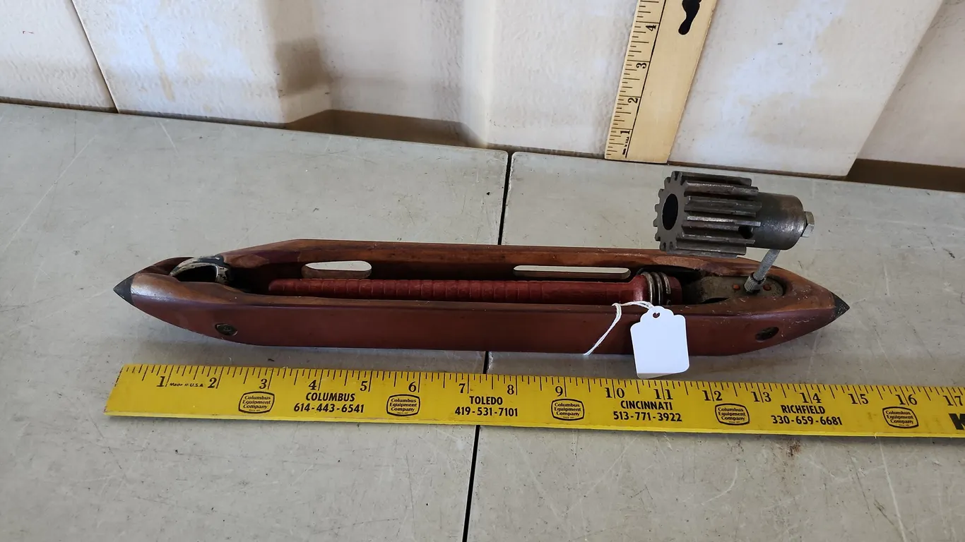 Vintage/Antique Wooden Weaving Boat Shuttle/Flying Shuttle 16" Long