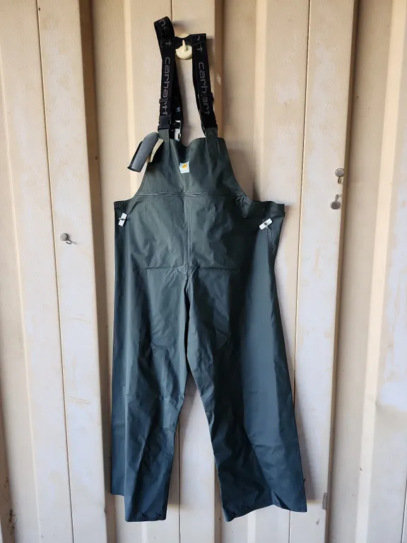 New Medium/Regular Carhartt Waterproof Overalls