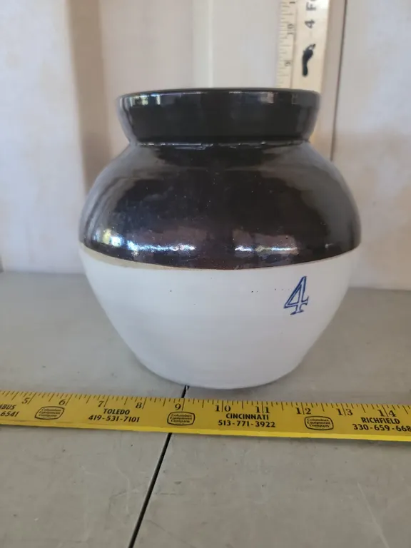 Vintage #4 Crock Bean Pot, 1 Handle No Lid 9"X7.5"X7.5"