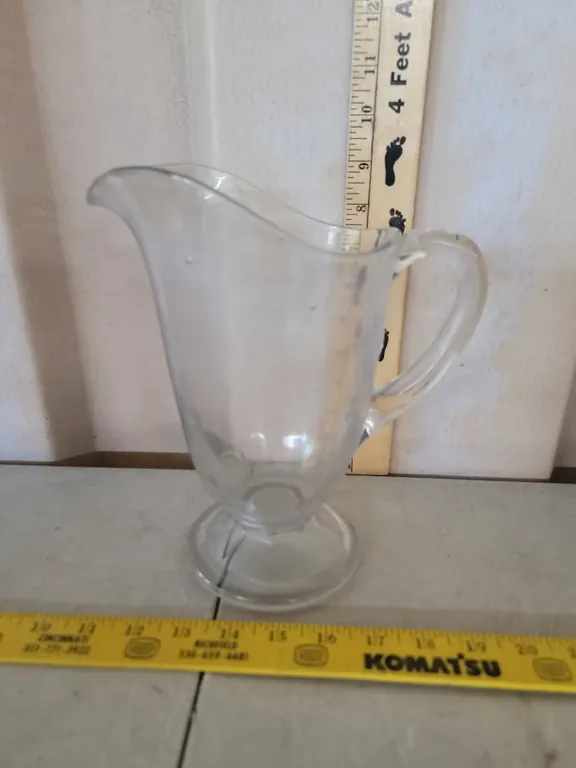 Antique Twinkle Star Pitcher By US Glass 8"X4.5"X9" Star/Snowflake Pattern, Bubble Glass