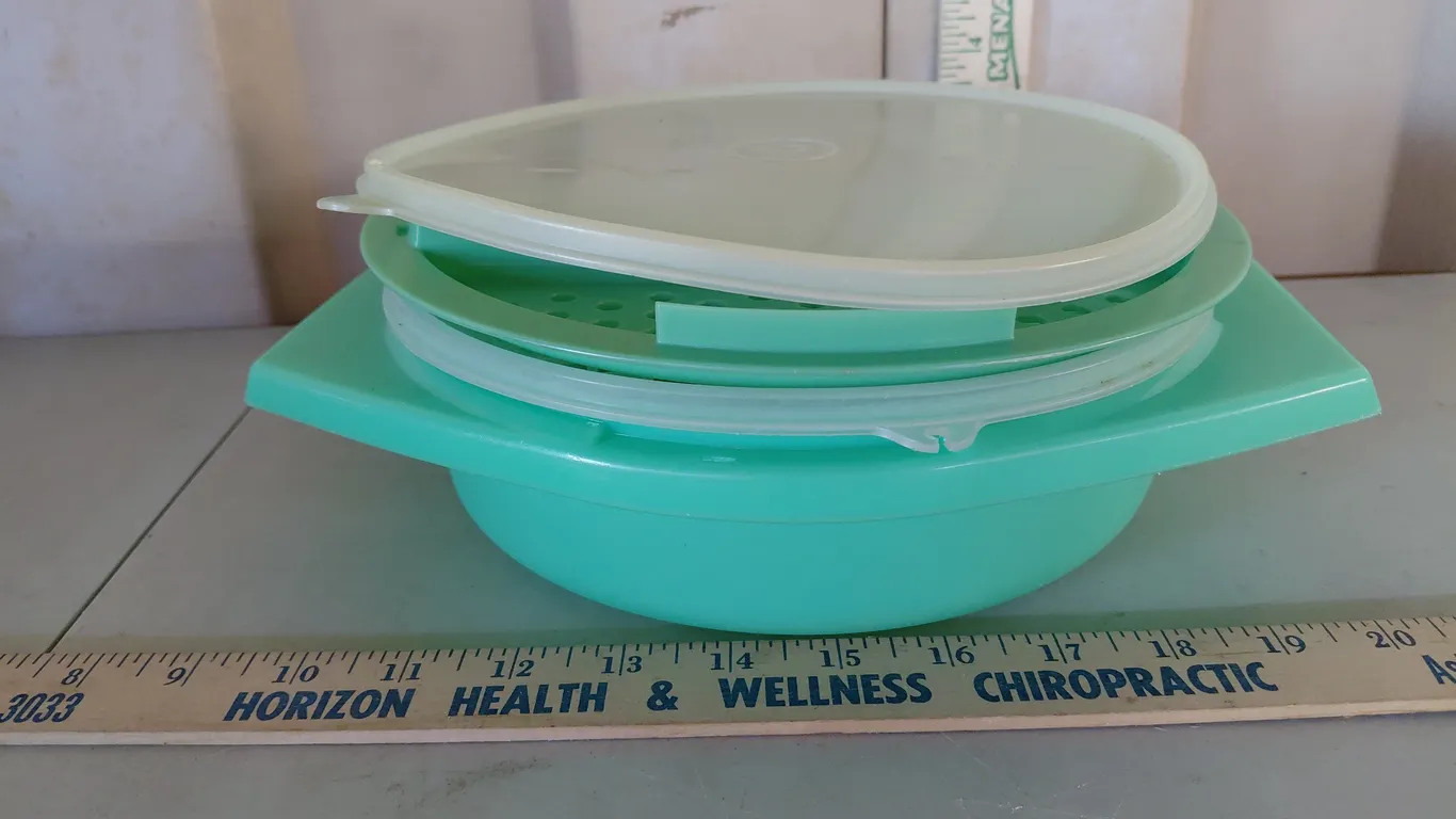 Vintage Tupperware 787 Cheese Grater Storage Bowl