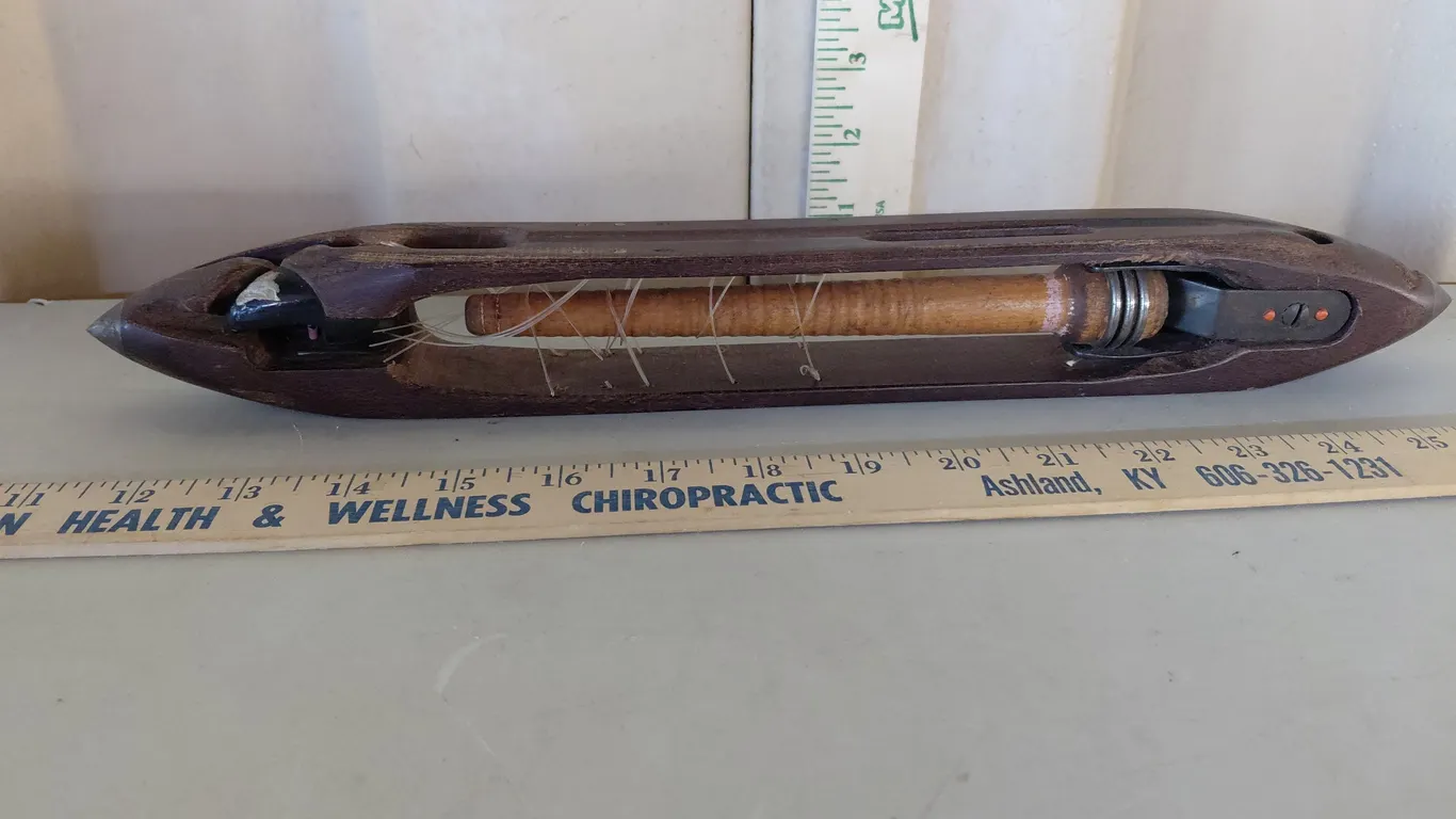 Vintage/Antique Wooden Weaving Boat Shuttle/Flying Shuttle 16" Long