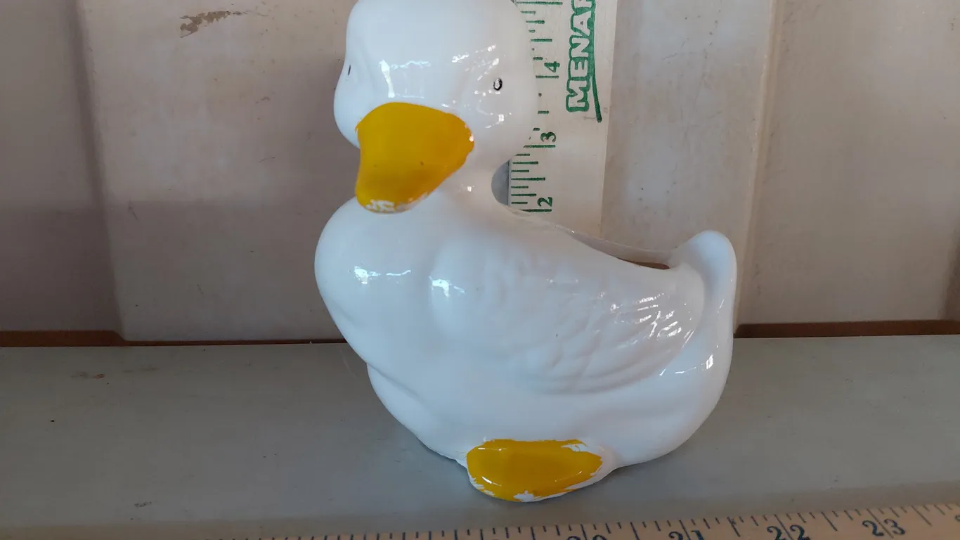 Vintage Taiwan Ceramic Duck Planter/Brush Holder