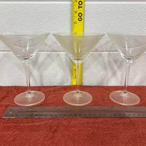 3 Clear Glass Martini Cocktail Glasses – Long Stem