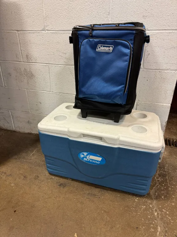 Coleman Xtreme Cooler and Blue Coleman Wheeled Cooler Set