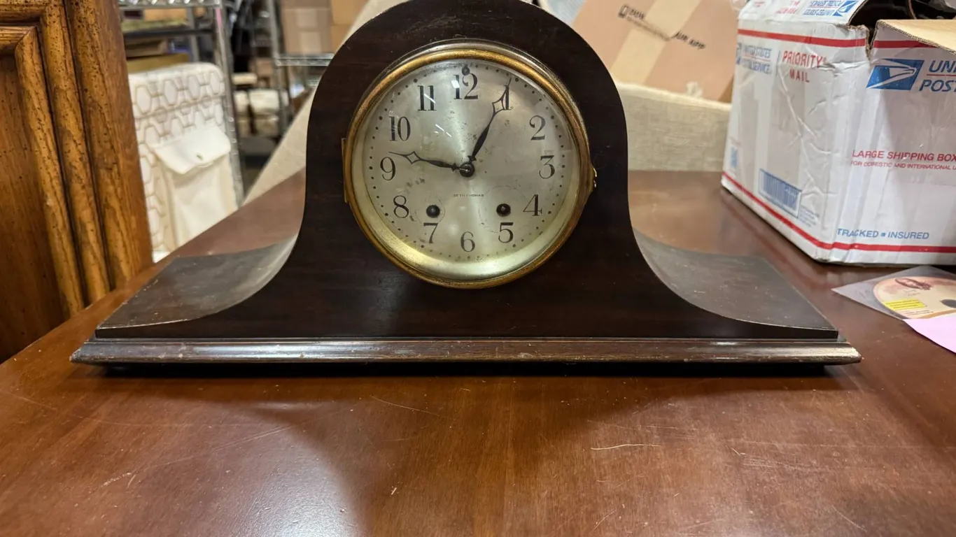 Antique Seth Thomas Tambour No. 7 Mantel Clock with Key, Circa Early 20th Century