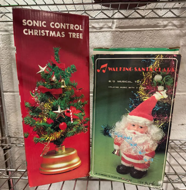 Vintage Sonic Christmas Tree and Walking Santa Musical Battery-Operated Toys