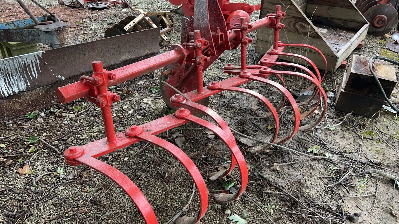 6.5ft 3pt. Cultivator