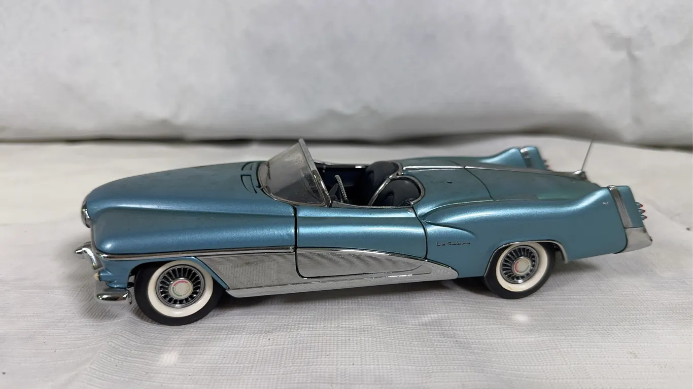 Franklin Mint 1951 LeSabre