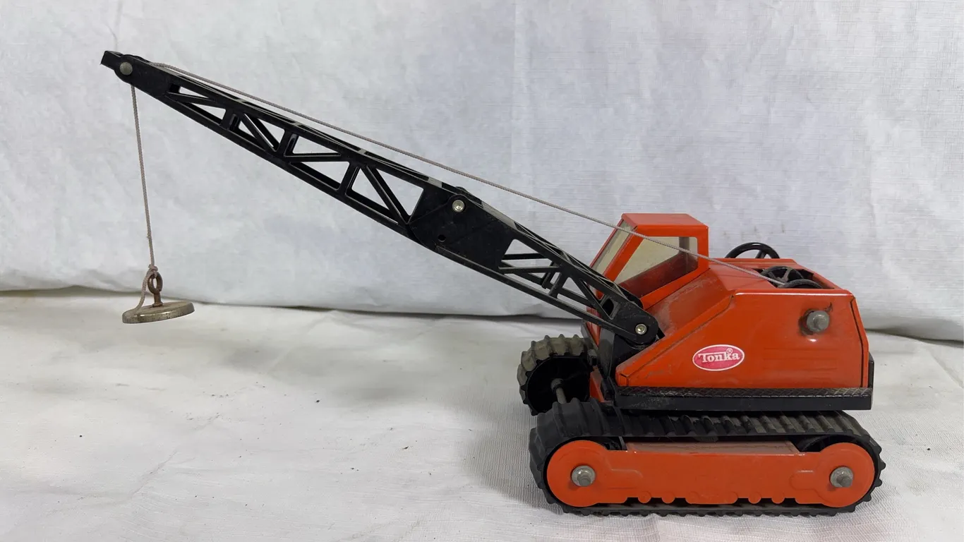 Tonka Magnet Crane
