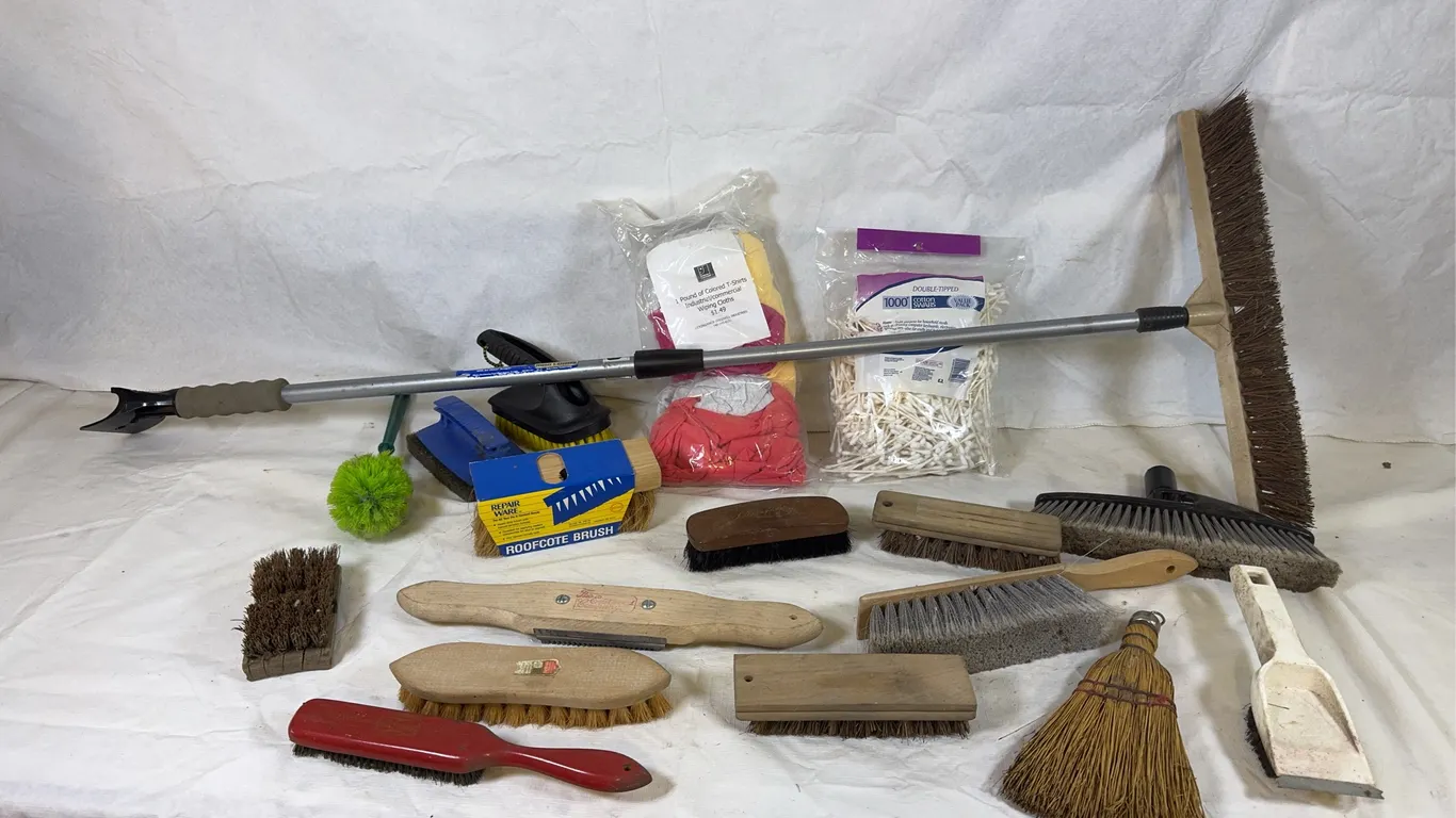 Brushes, Rags & More