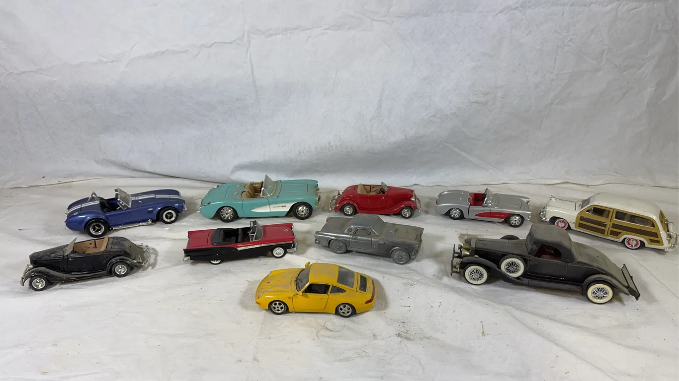 Die Cast Model Vehicles