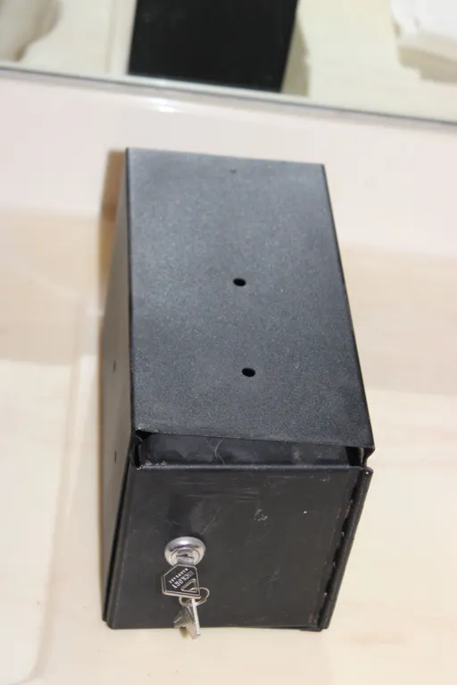 Metal Lock Box