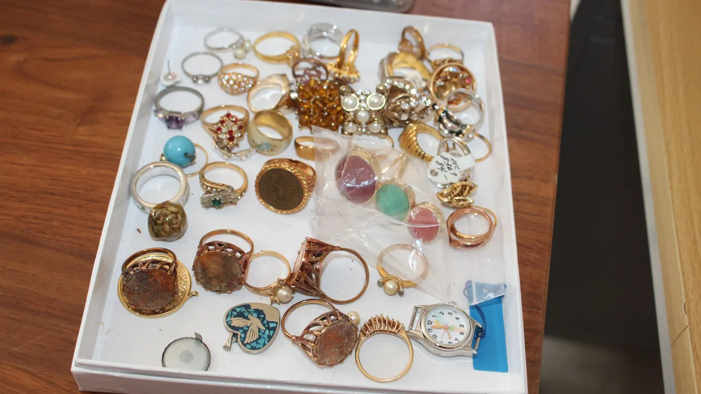 Rings & Wristwatch