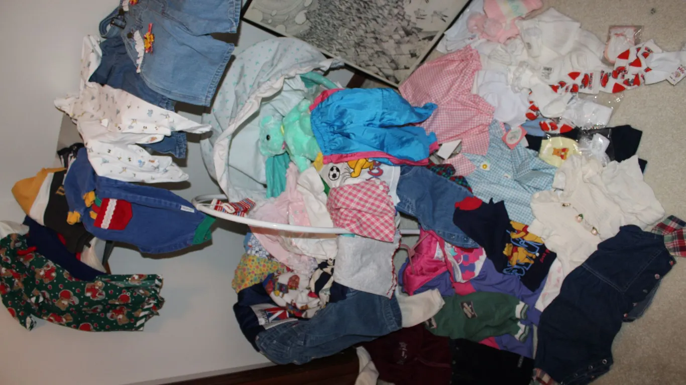 Children's Clothing & Accessories