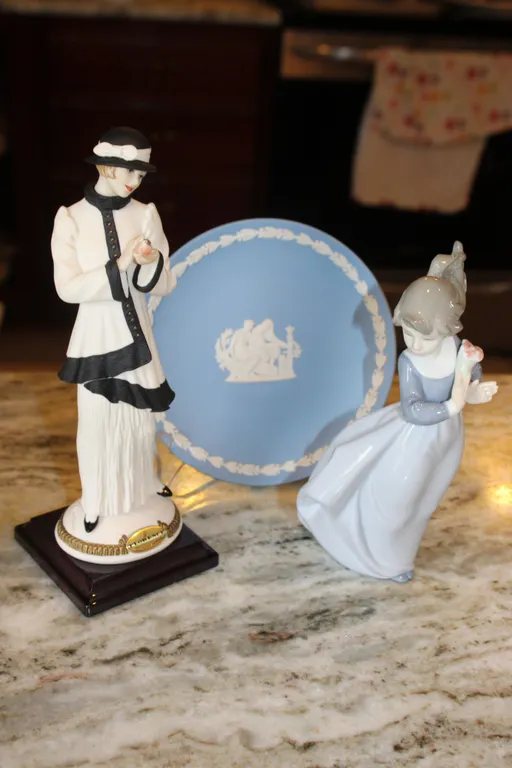 Porcelain Figurines & Wedgwood Jasperware