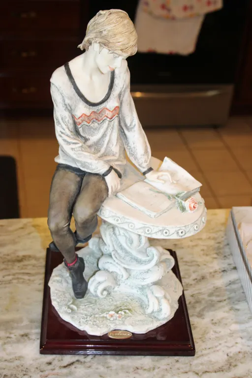 Florence Giuseppe Armani Figurine