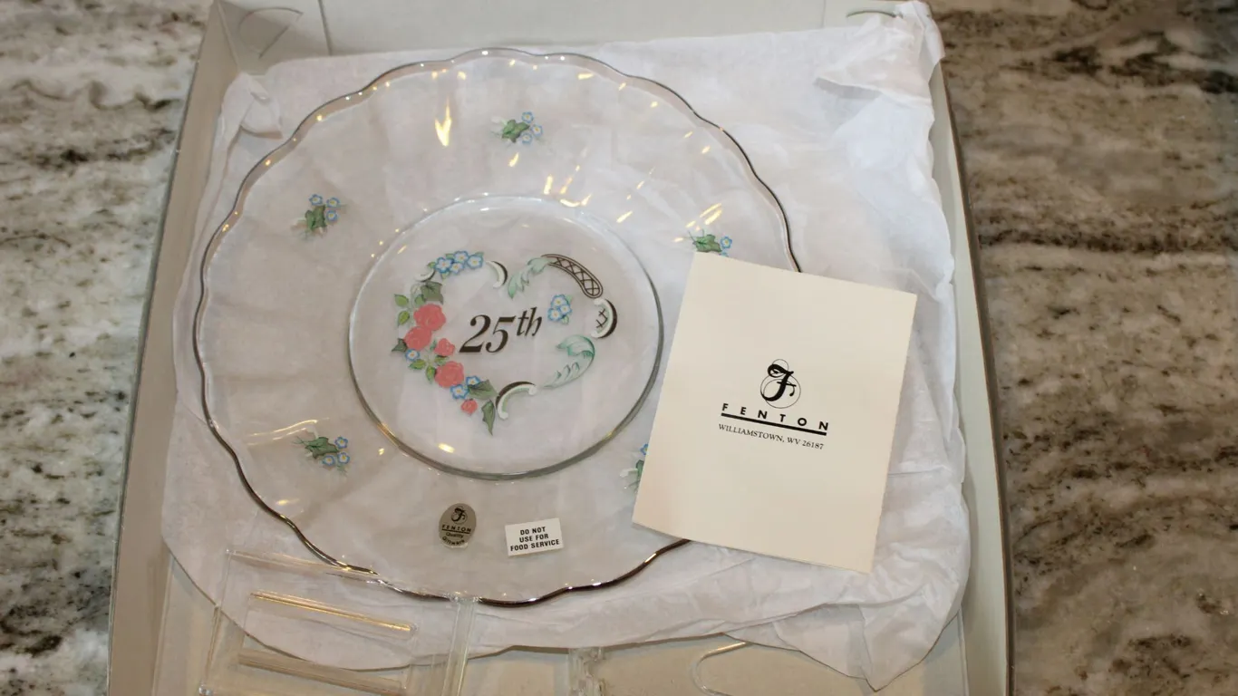 Fenton 25th Anniversary Plate
