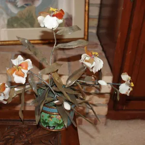 Chinese Floral Sculpture