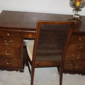 Executive Desk & Chair