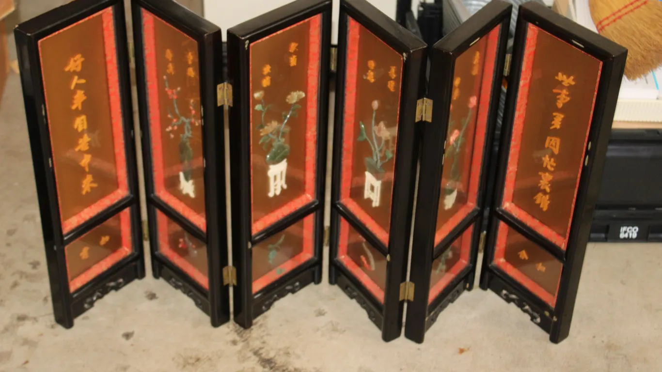 Chinese Table Screens