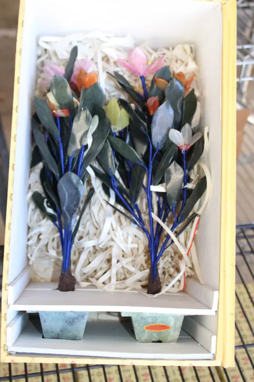Stone Floral Décor