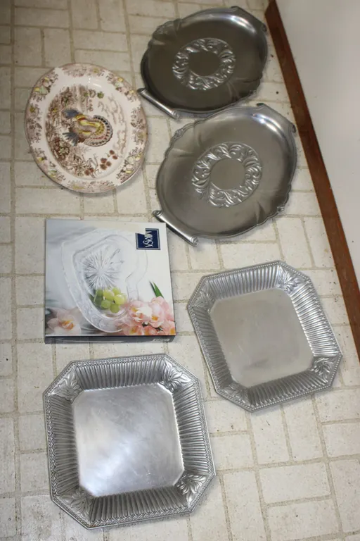 Serving Trays & Platter