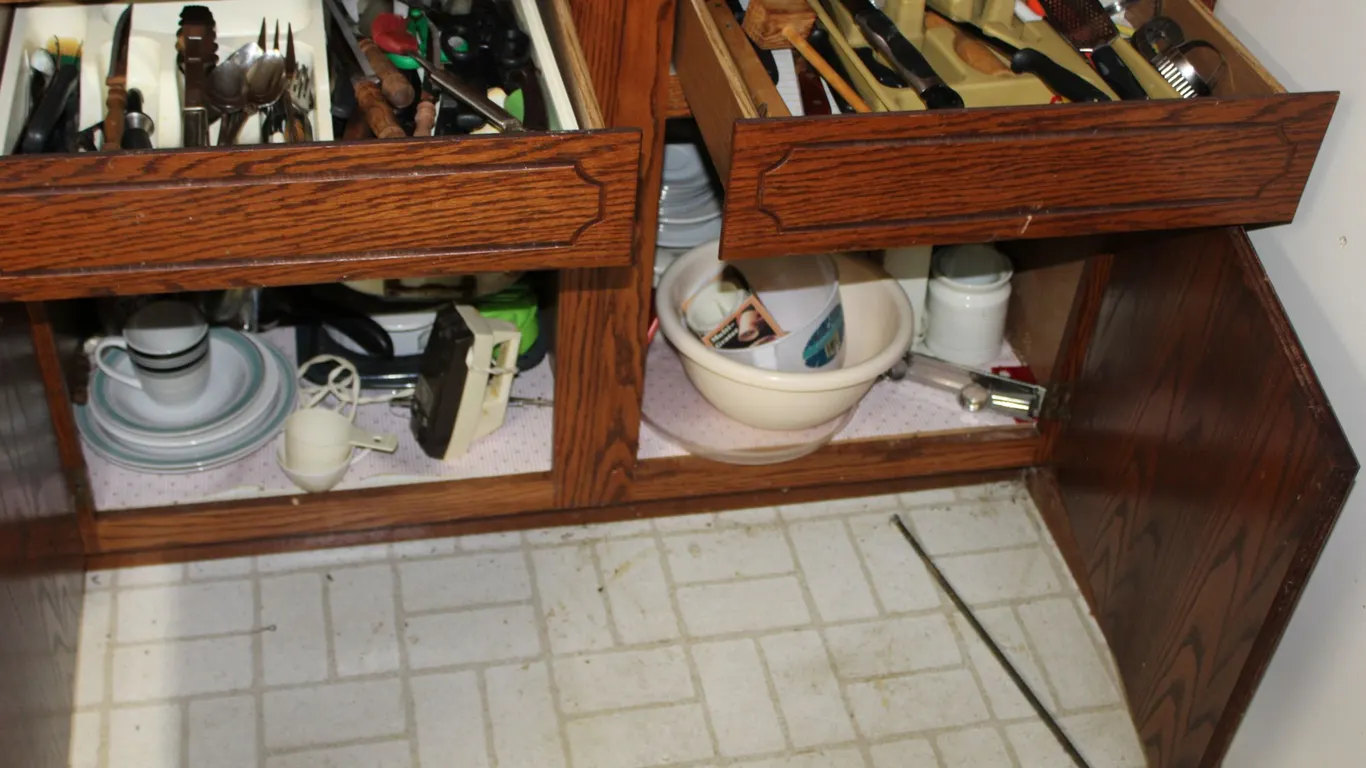 Kitchenware & Utensils