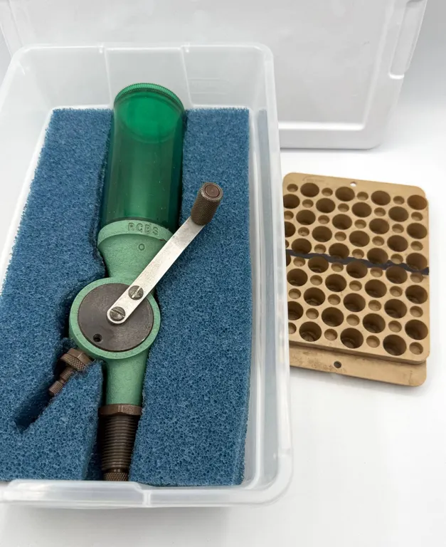RCBS Powder Measure & MTM Cartridge Tray