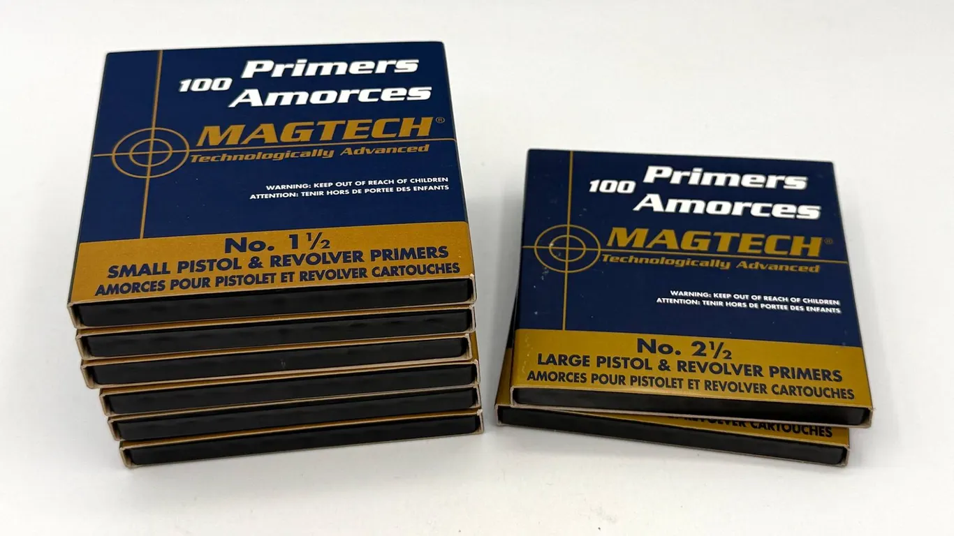 Magtech Small & Large Pistol Primers, 750