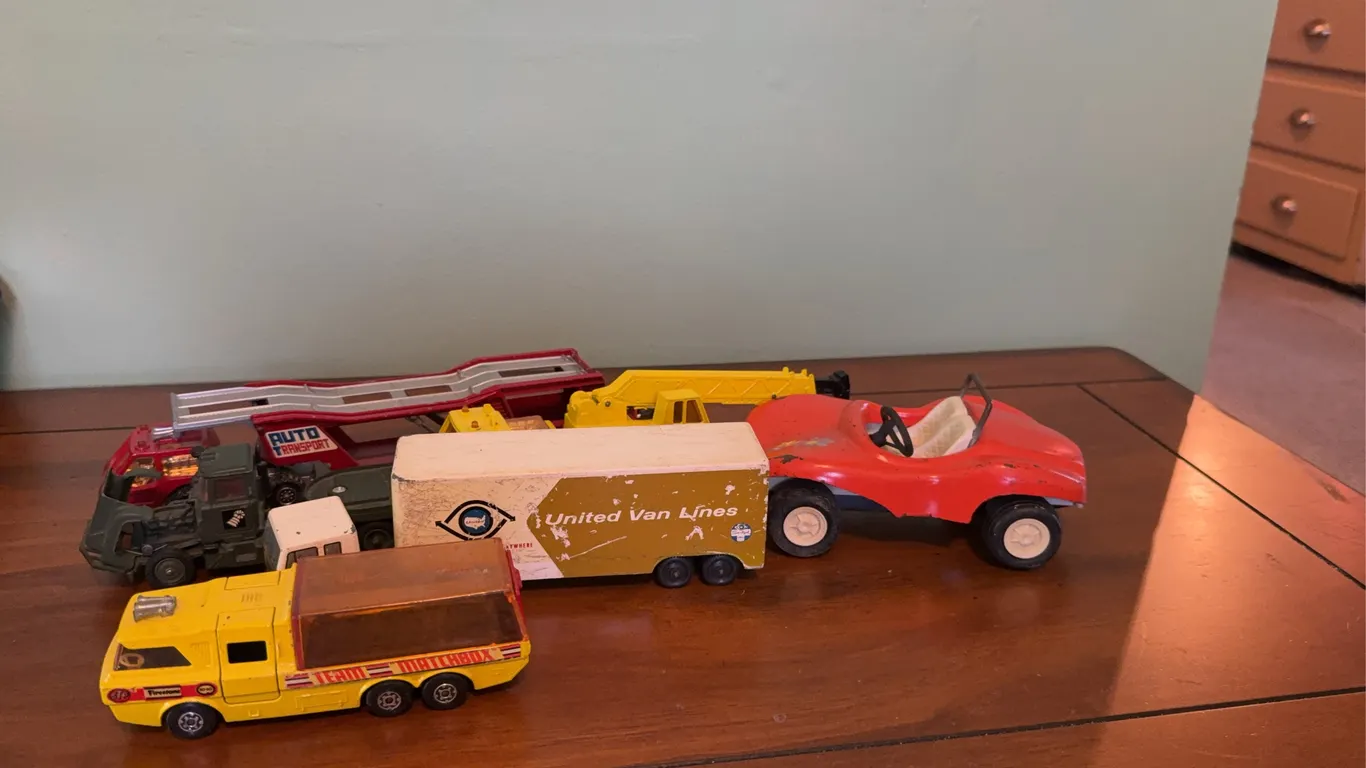 Vintage Toy Vehicles, Trucks & Dune Buggy