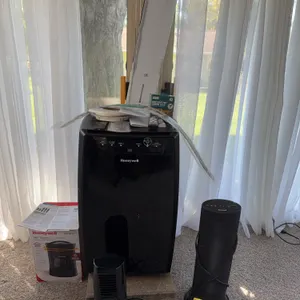 Honeywell Portable Air Conditioner with Heaters