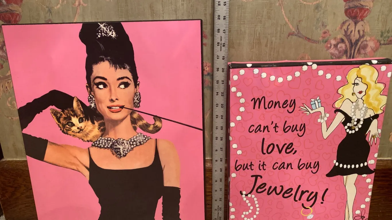 Audrey Hepburn “Breakfast at Tiffany’s” & Jewelry Glam Wall Art
