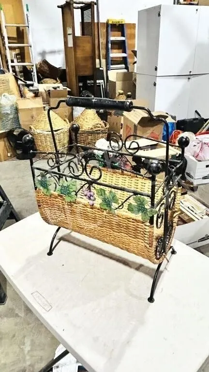 Metal & wicker , grape theme mag stand