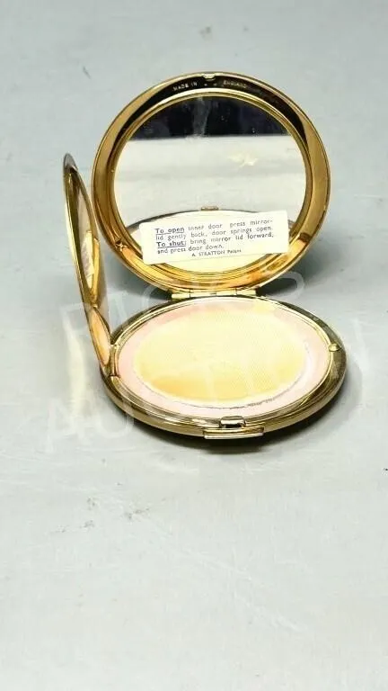 vintage makeup compact