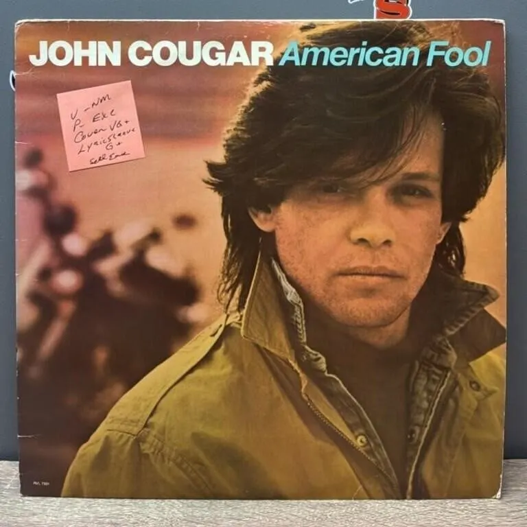 John Cougar: American Fool Record Album. Grading