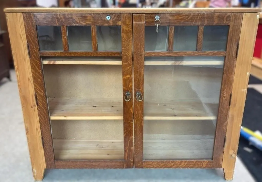 Homemade Cabinet. 49�Wx13�Dx40�H. *NO SHIPPING