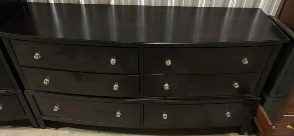 Dark Brown 6 Drawer Modern Style Dresser 67�Wx19�D
