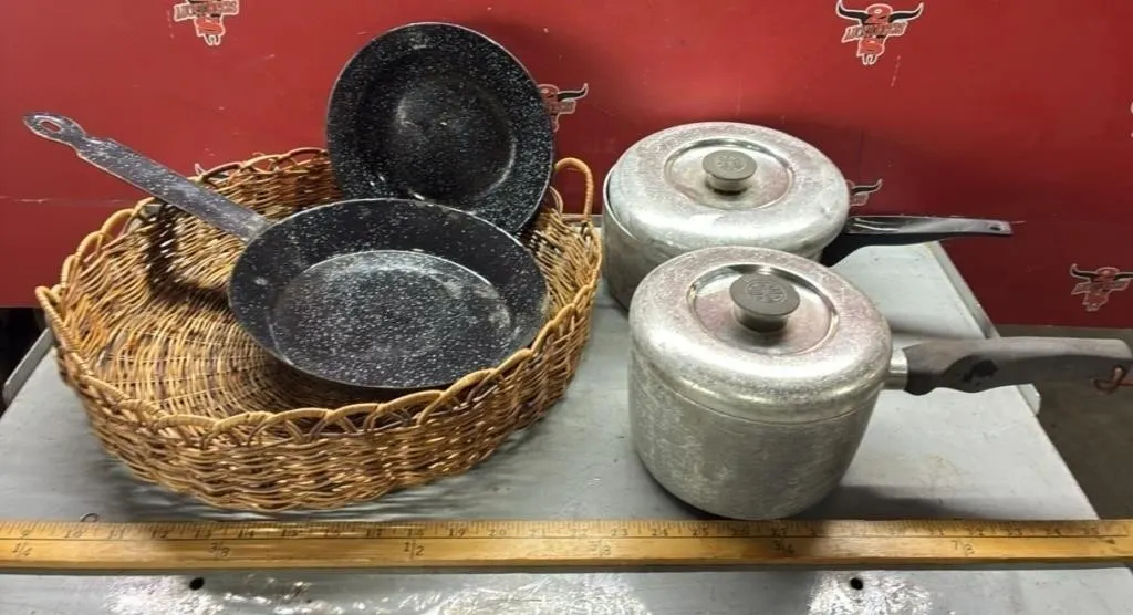 Wearever Pots & Enamel Pans W/Basket. *NO SHIPPING