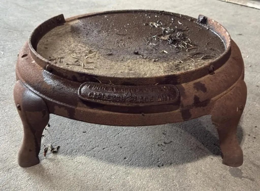 Cast Iron Stove Base. *NO SHIPPING *C