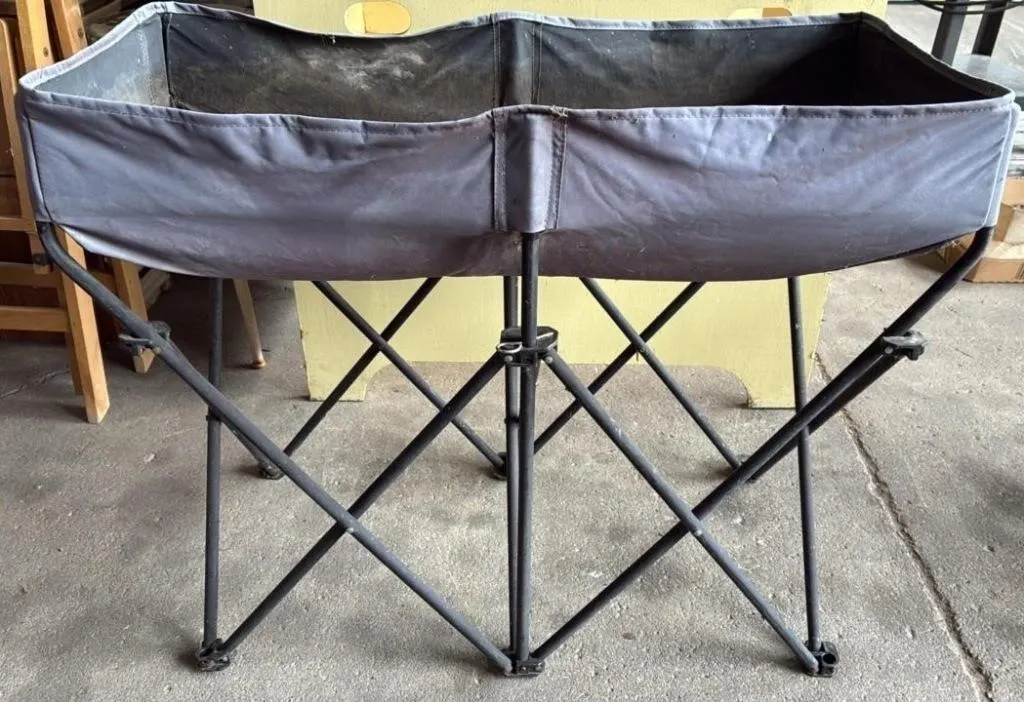 Folding Raised Garden Bed. 36�Wx16�Dx30�H.