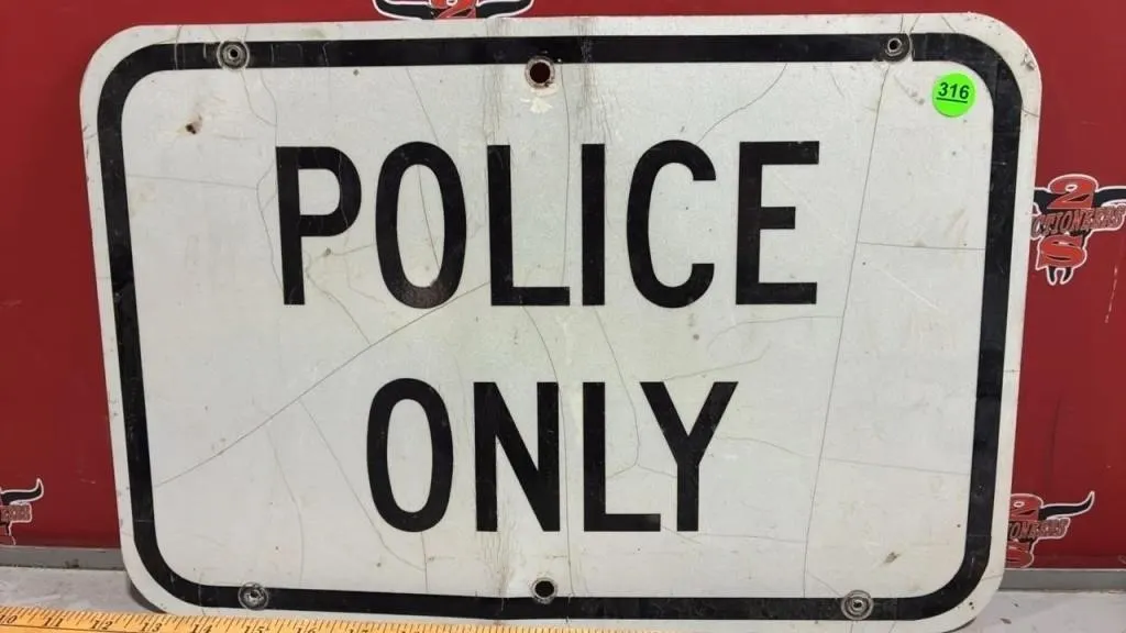 Reflective Police Only Sign. 18�x12�.